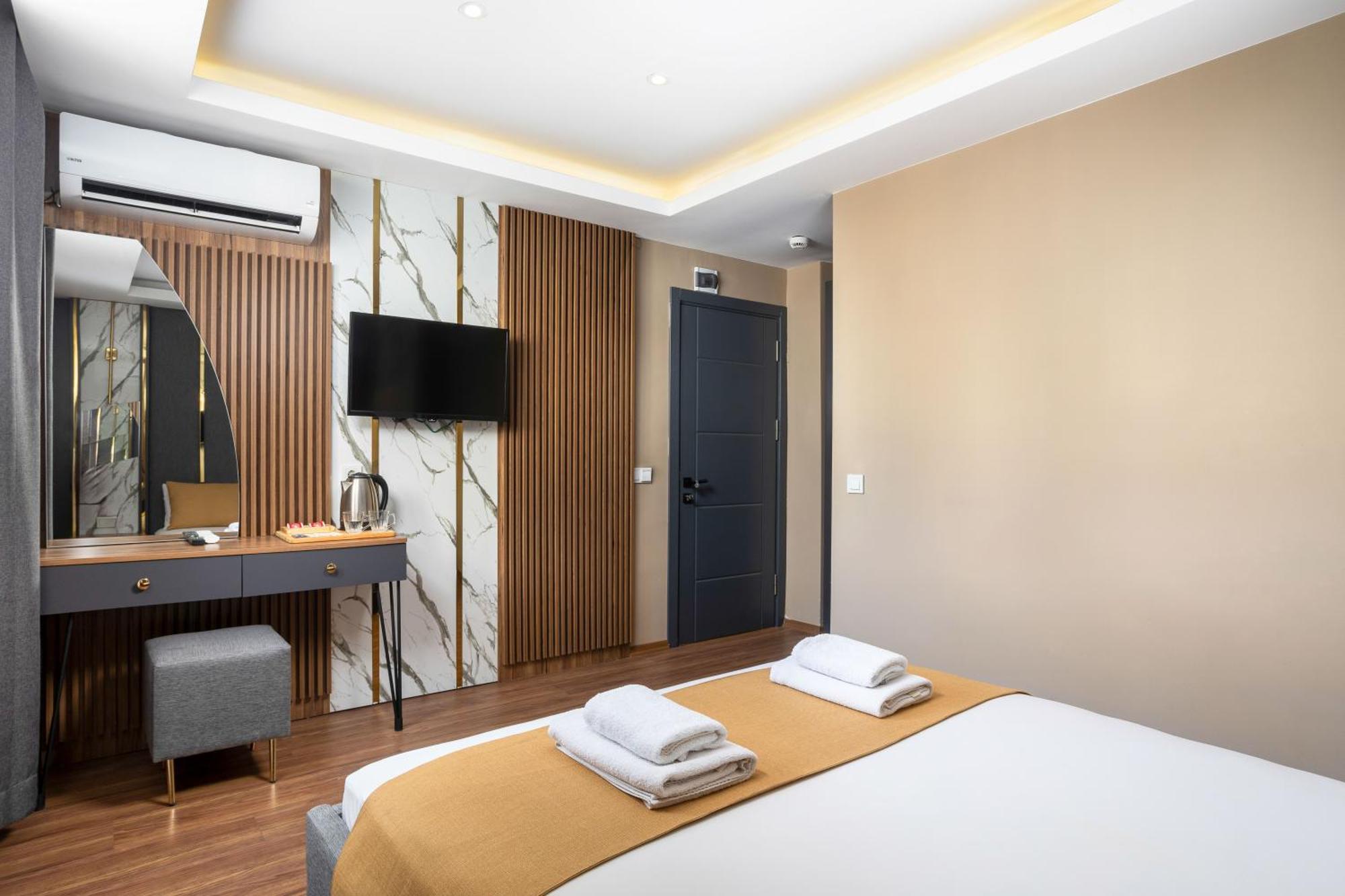 Meridiani Taksim Hotel Истанбул Екстериор снимка