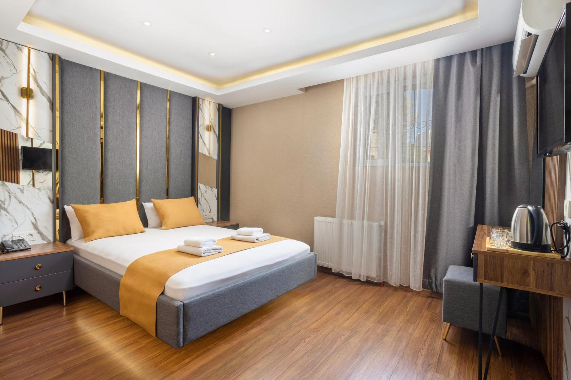 Meridiani Taksim Hotel Истанбул Екстериор снимка